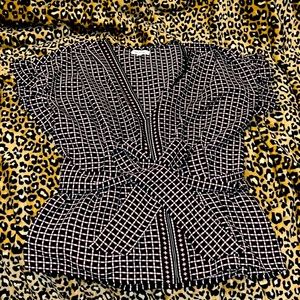 Max studio gorgeous silky top. Looks flattering on the waist